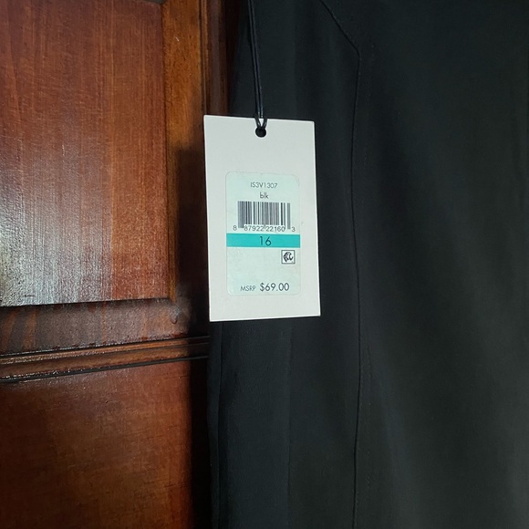 Black pencil skirt from Ivanka Trump, new with tags, size 16. - Picture 4 of 4